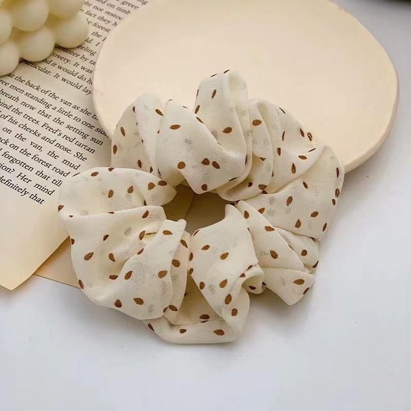 New Korean version of the summer wave point large intestine ring hair ring