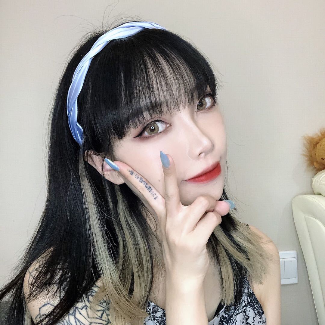 Korean Dongdaemun Ins Same Style Korean Style Retro Easy Matching Pleated Silk Wave Headband Non-Slip Hair-Hoop Headband Women