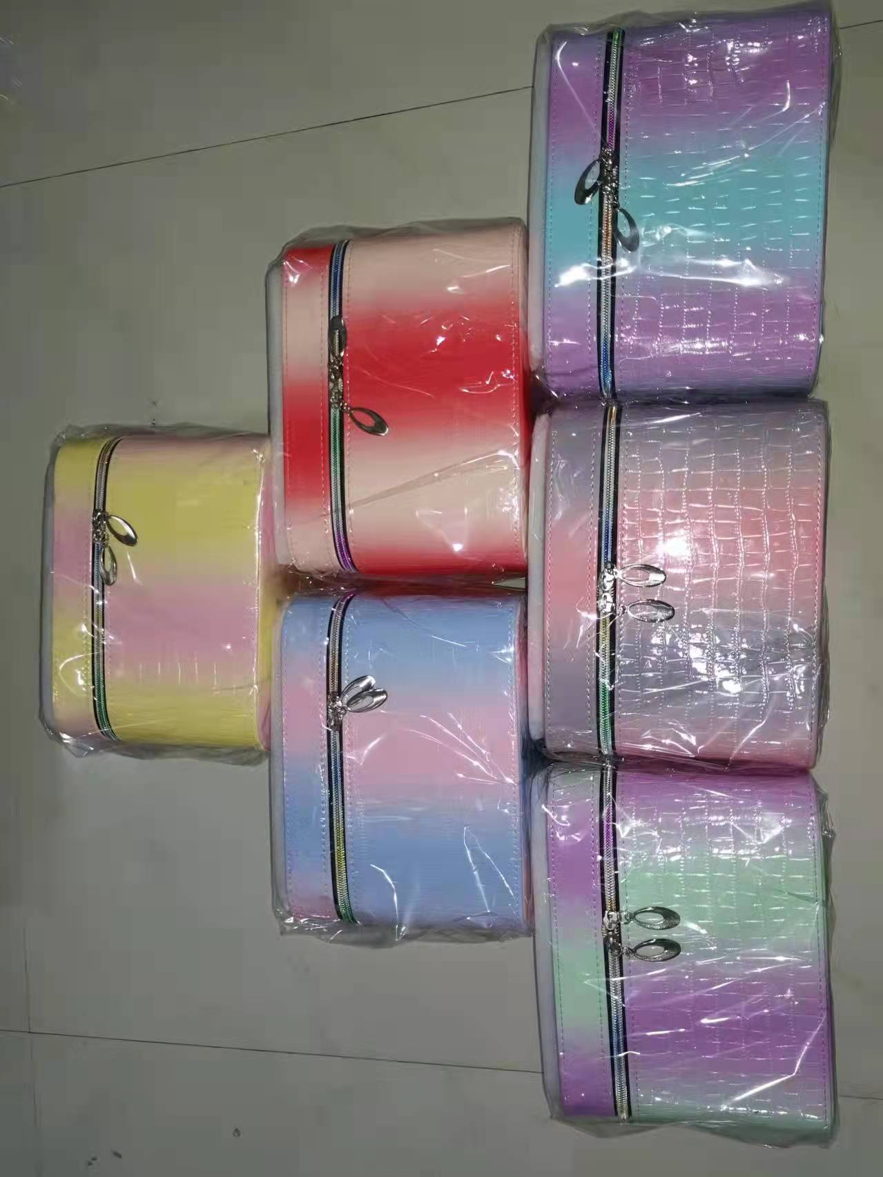 New Products in Stock Cosmetic Case Three-Piece Pu Cosmetic Bag Portable Large Capacity Storage Bag Cosmetic Cosmetic New Products in Stock Cosmetic Case Three-Piece Pu Cosmetic Bag Portable Large Capacity Storage Bag Cosmetic Cosmetic