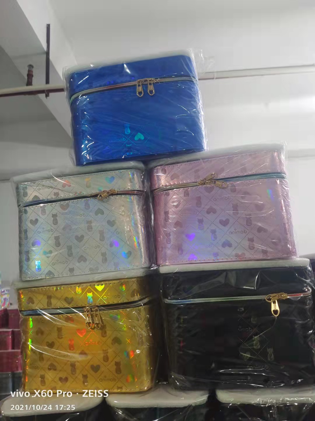 New Products in Stock Cosmetic Case Three-Piece Pu Cosmetic Bag Portable Large Capacity Storage Bag Cosmetic Cosmetic New Products in Stock Cosmetic Case Three-Piece Pu Cosmetic Bag Portable Large Capacity Storage Bag Cosmetic Cosmetic