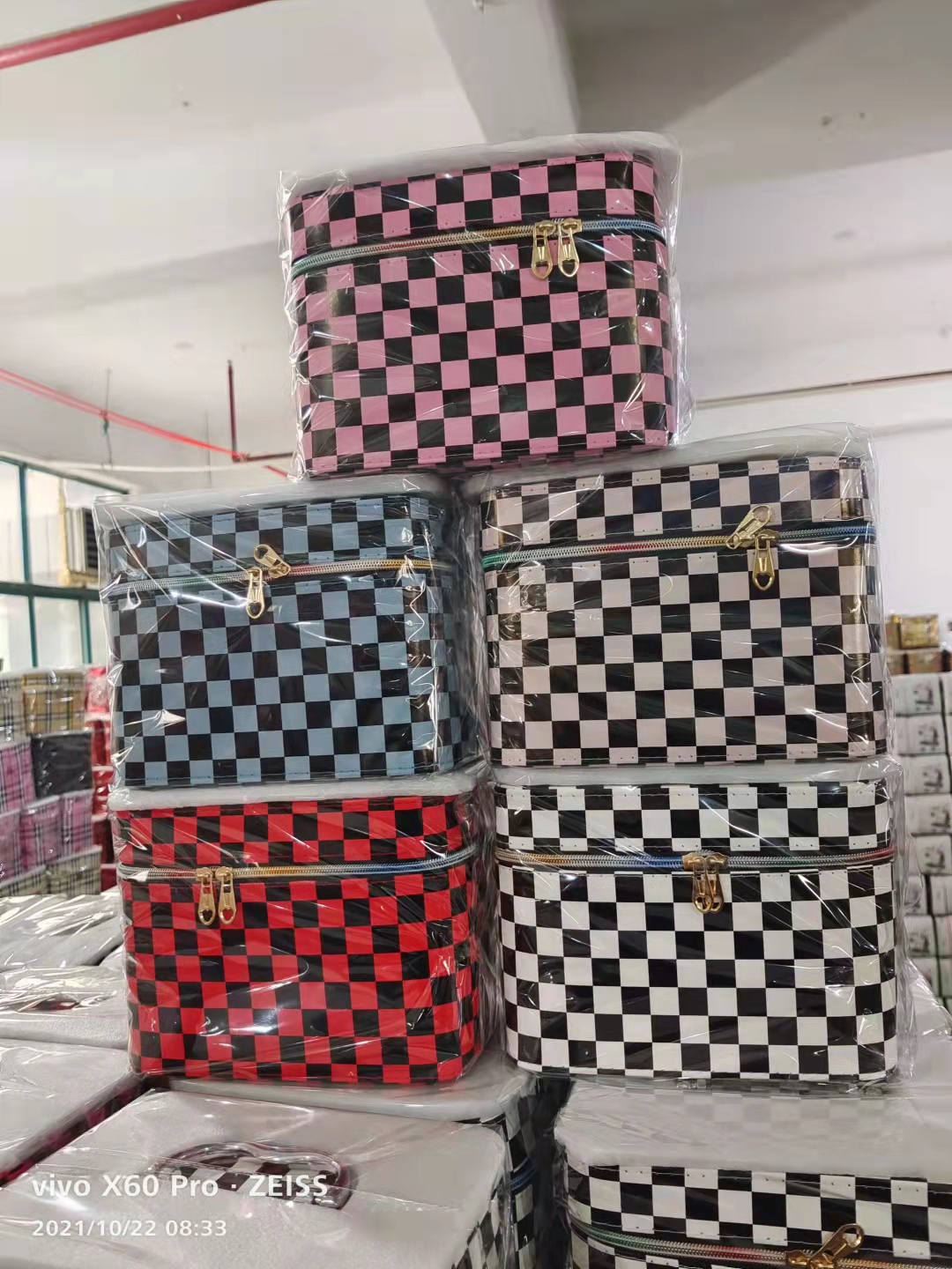 New Products in Stock Cosmetic Case Three-Piece Pu Cosmetic Bag Portable Large Capacity Storage Bag Cosmetic Cosmetic New Products in Stock Cosmetic Case Three-Piece Pu Cosmetic Bag Portable Large Capacity Storage Bag Cosmetic Cosmetic