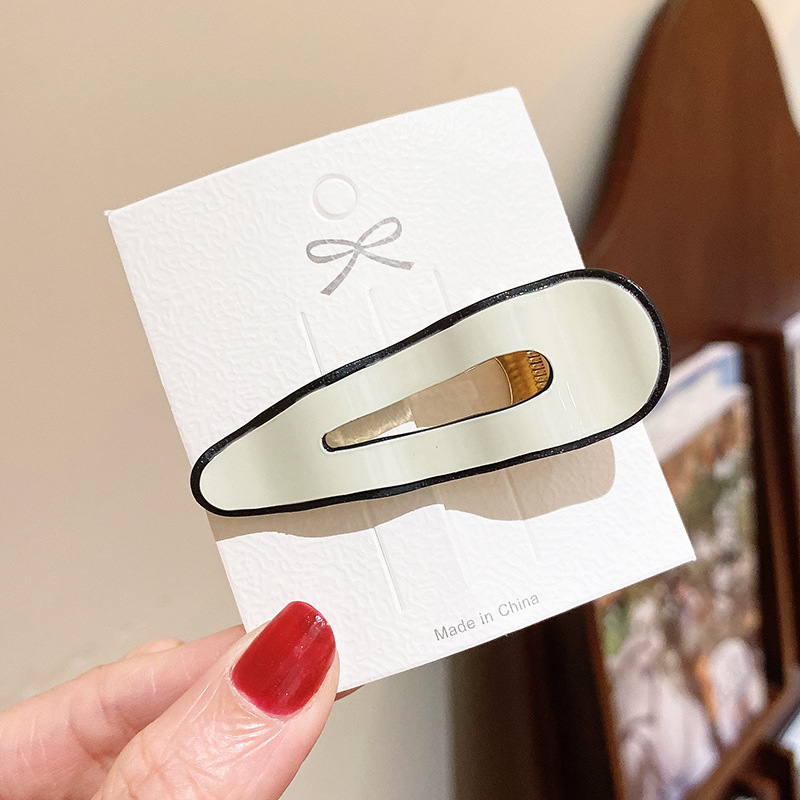Black and White Wave Pattern Barrettes Side Seamless Hairpin Female Bangs Clip Word Clip Duckbill Clip Hair Accessory Clips Black and White Wave Pattern Barrettes Side Seamless Hairpin Female Bangs Clip Word Clip Duckbill Clip Hair Accessory Clips