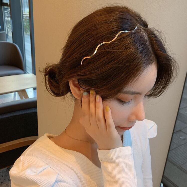 Sweet Elegance Girl Outdoor All-Matching Metal Wave Hair Band Hair Clip Europe and America Cross Border Exclusive Sweet Elegance Girl Outdoor All-Matching Metal Wave Hair Band Hair Clip Europe and America Cross Border Exclusive