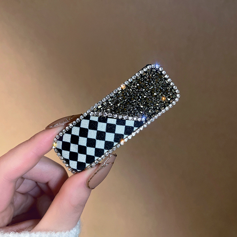Chessboard Grid Rhinestone Contrast Color Side Clip Wave Diamond in the Debris Houndstooth Temperament Back Head Broken Hair Barrettes Chessboard Grid Rhinestone Contrast Color Side Clip Wave Diamond in the Debris Houndstooth Temperament Back Head Broken Hair Barrettes