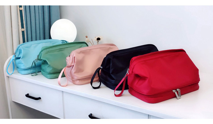 Oversized Cosmetics Storage Bag for Women Portable 2021 New Super Popular Large Capacity Personal Hygiene Bag Travel Simple Cosmetic Bag