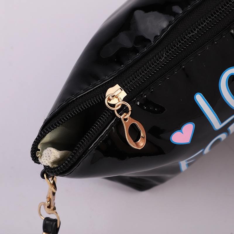 SOURCE Supply Cosmetic Bag Large Capacity High Cold Leather Cosmetics Storage Bag New Ladies Bag Wash Bag Wholesale SOURCE Supply Cosmetic Bag Large Capacity High Cold Leather Cosmetics Storage Bag New Ladies Bag Wash Bag Wholesale