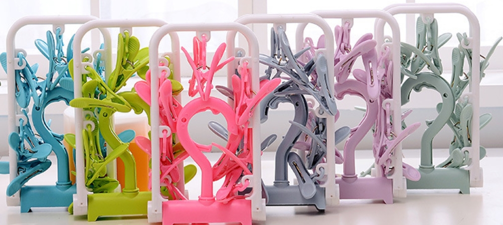 12 Plastic Clip Folding Clothes Hangers Underwear and Socks 12 Clip Clothes Clip Windproof Clip