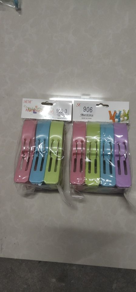 Commodity Quilt Plastic Clip Multifunction Windproof Clip Drying Rack Skidproof Accessories Clothespin Trouser Press