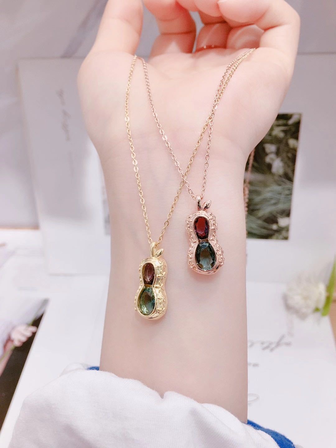 Korean Style Trendy Simplicity 18K Rose Gold Swan Four-Leaf Clover Titanium Steel Necklace Female Clavicle Chain Ornament Wholesale