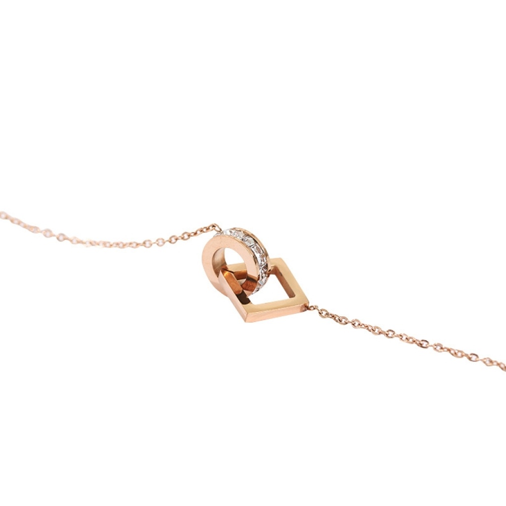 Korean Web Celebrity Simple Titanium Steel Necklace female color Rose Gold four-leaf swan Clavicular chain Pendant stands Korean Web Celebrity Simple Titanium Steel Necklace female color Rose Gold four-leaf swan Clavicular chain Pendant stands