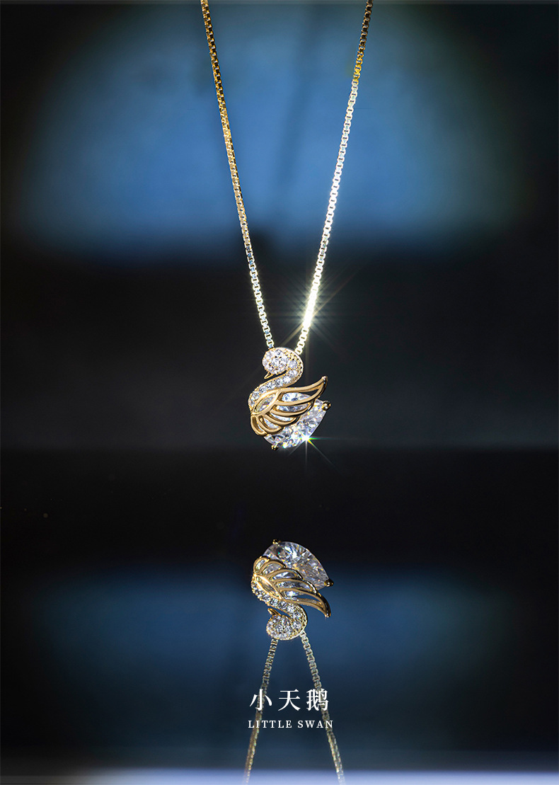 S925 Sterling Silver Necklace Women's All-Match Little Swan Jeweled Pendant Light Luxury Minority Design High-Grade Sweater Chain Autumn and Winter