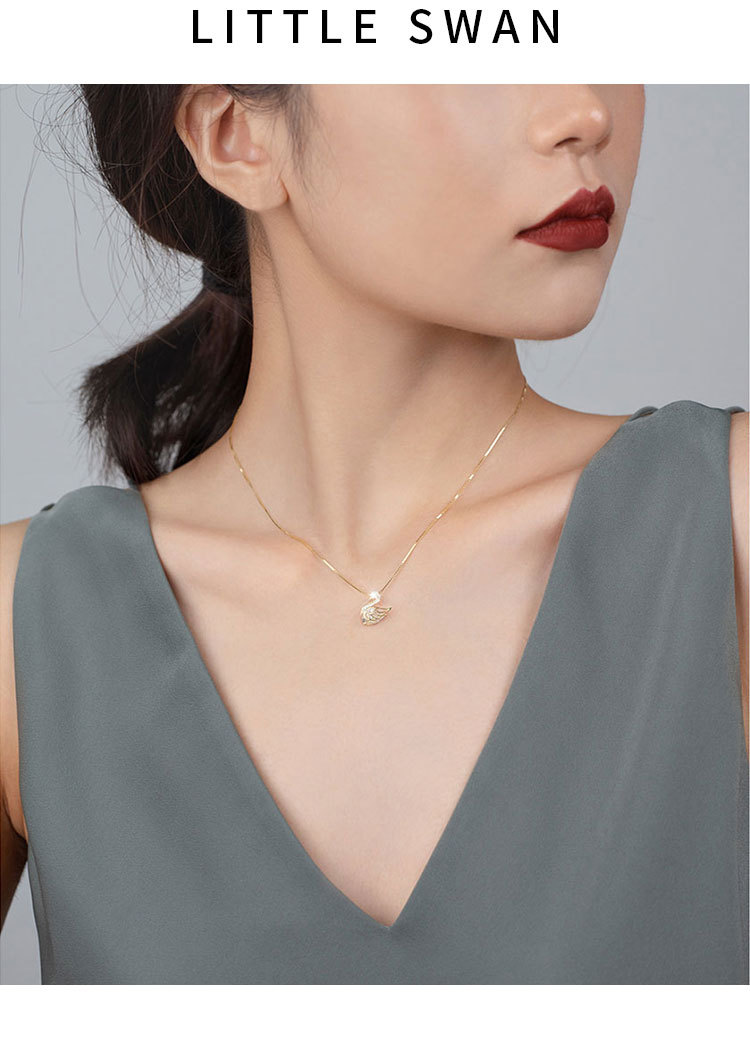 S925 Sterling Silver Necklace Women's All-Match Little Swan Jeweled Pendant Light Luxury Minority Design High-Grade Sweater Chain Autumn and Winter