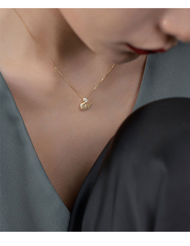 S925 Sterling Silver Necklace Women's All-Match Little Swan Jeweled Pendant Light Luxury Minority Design High-Grade Sweater Chain Autumn and Winter