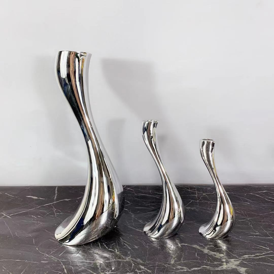 Modern White Creative S-Shaped Swan Candle Holder Household TV Cabinet Decoration Soft Outfit Model Room Crafts Modern White Creative S-Shaped Swan Candle Holder Household TV Cabinet Decoration Soft Outfit Model Room Crafts