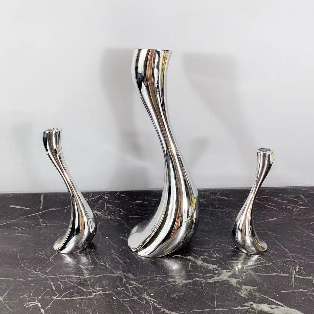 Modern White Creative S-Shaped Swan Candle Holder Household TV Cabinet Decoration Soft Outfit Model Room Crafts Modern White Creative S-Shaped Swan Candle Holder Household TV Cabinet Decoration Soft Outfit Model Room Crafts