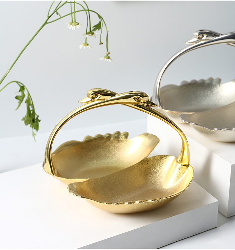 Silicca Zinc Alloy Swan Fruit Basket Biscuit Pastry Dessert Swing Plate Storage Golden Swan Portable Basket