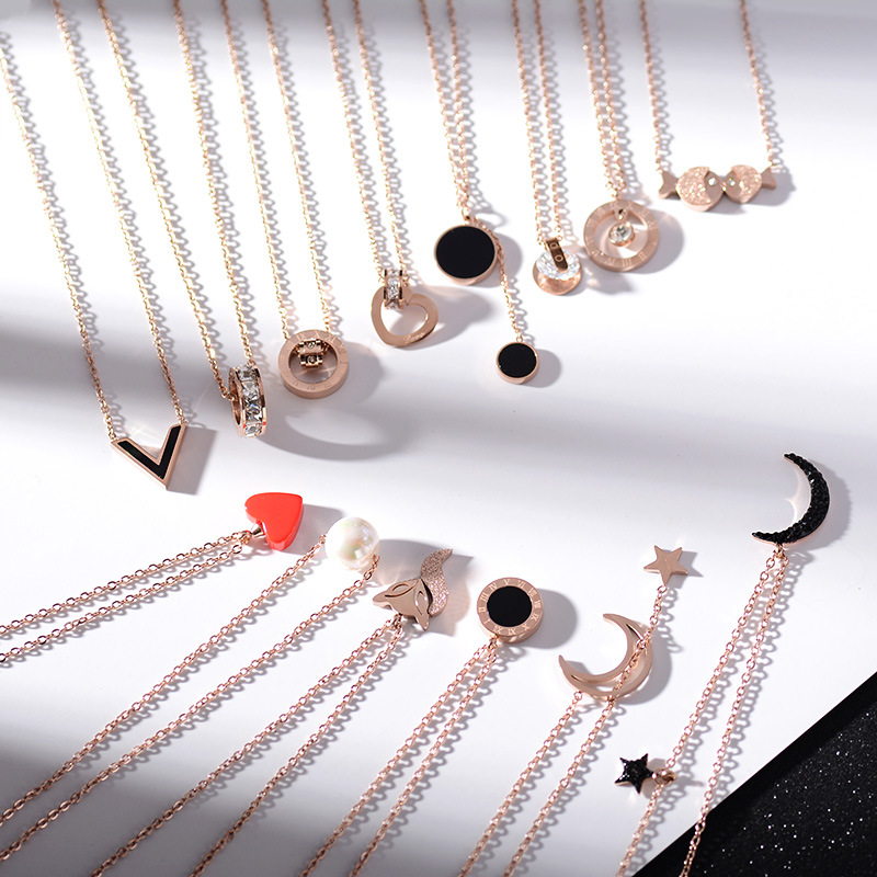 Korean Fashion All-Match Rose Gold Titanium Steel Necklace Women &#039;S Net Red Swan Short Pendant Necklace Non-Fading Clavicle Chain
