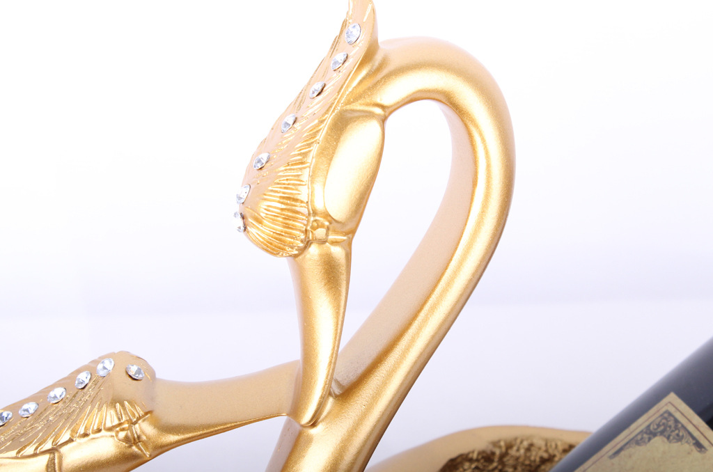 Resin Crafts European Couple Swan Wine Rack Decoration Wine Cabinet Decorations Creative Wine Rack Special Offer 58