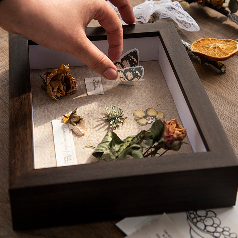 Vintage Dried Flower Photo Frame Wooden Hollow Three-Dimensional Decoration Photo Frame Square Floral Dried Flower Picture Frame Animal and Plant Specimen Box