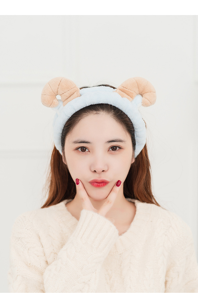 face wash hair band hair band sheep horn band hair band South Korea lovely headscarf women face mask makeup hair cover face wash hair band hair band sheep horn band hair band South Korea lovely headscarf women face mask makeup hair cover