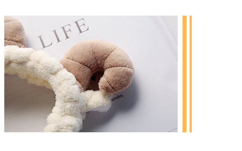 face wash hair band hair band sheep horn band hair band South Korea lovely headscarf women face mask makeup hair cover face wash hair band hair band sheep horn band hair band South Korea lovely headscarf women face mask makeup hair cover