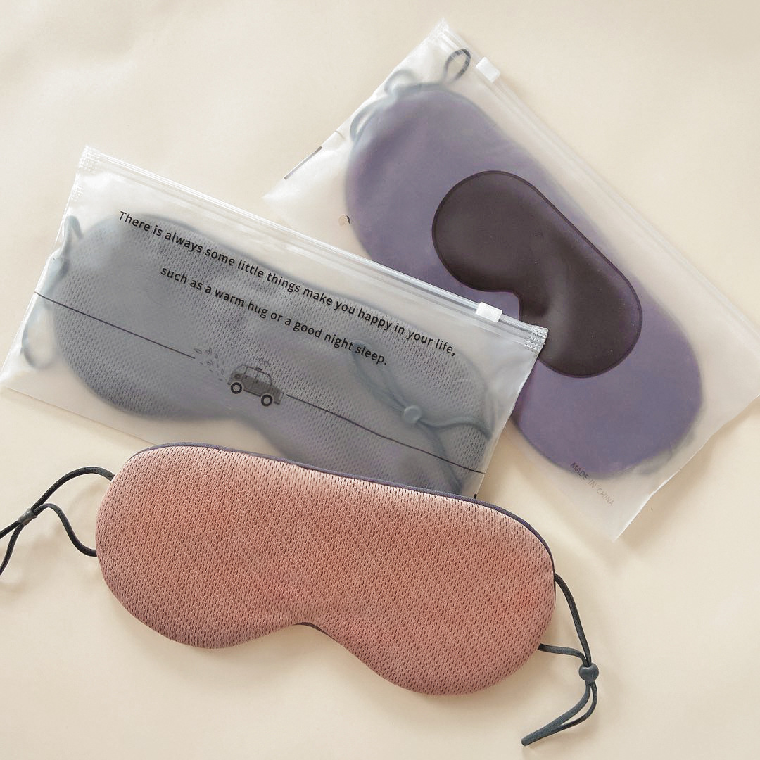 Spot wholesale Cool temperature dual use graphene travel sleep eye mask small gifts non-silk a hair