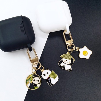 Key buckle Cute Pearl Shell Keychain Pendant Ins Metal Ornament Little Creative Gifts AirPods Pendant Wholesale