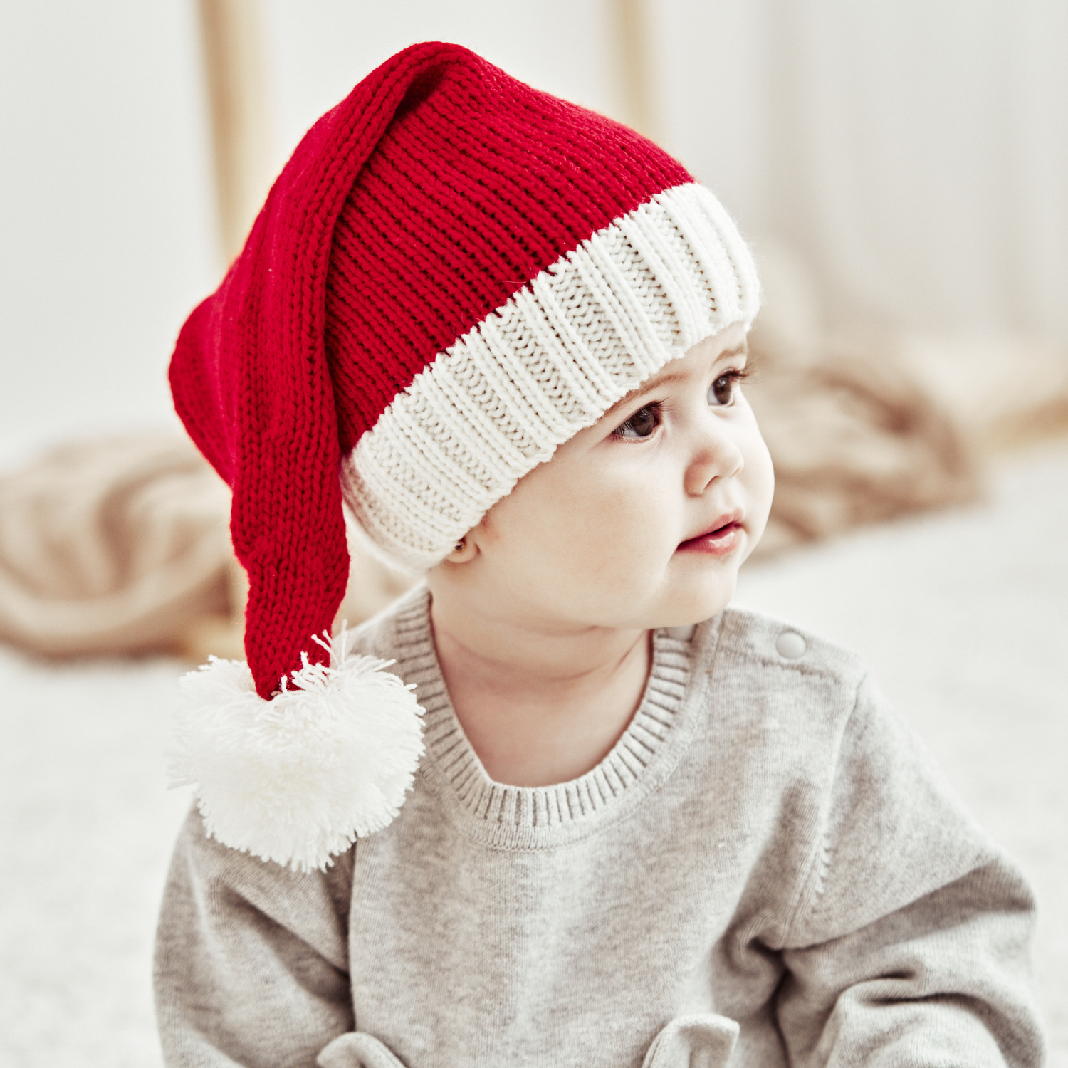 European and American Autumn and Winter New Parent-Child Hat Wool Christmas Hat Single Ball Acrylic Baby Mother Warm Knitted Hat European and American Autumn and Winter New Parent-Child Hat Wool Christmas Hat Single Ball Acrylic Baby Mother Warm Knitted Hat