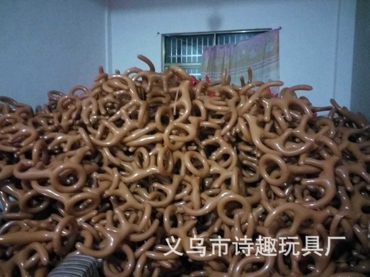 Thicker Inflatable Deer Head Ring Inflatable Christmas Hat Game Inflatable Antler Hat Throwing Ring Currently Available Direct Sale Thicker Inflatable Deer Head Ring Inflatable Christmas Hat Game Inflatable Antler Hat Throwing Ring Currently Available Direct Sale