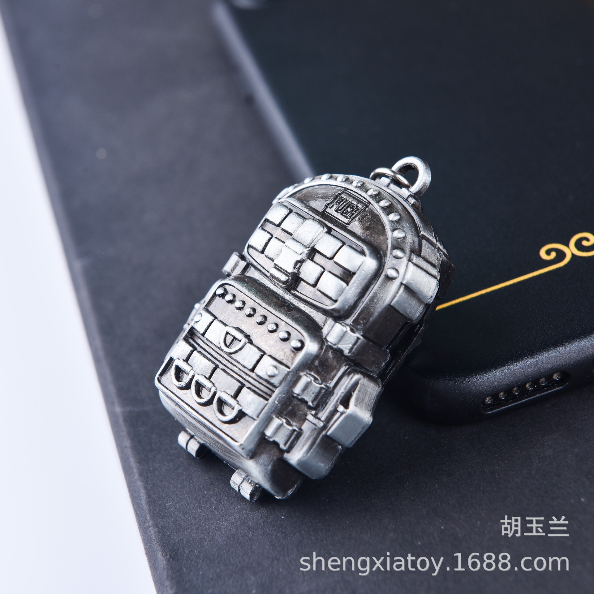 Campus Peripheral Hot Sale Alloy Weapon 6cm Fortress Backpack Schoolbag Grenade Skin Keychain Pendant Night