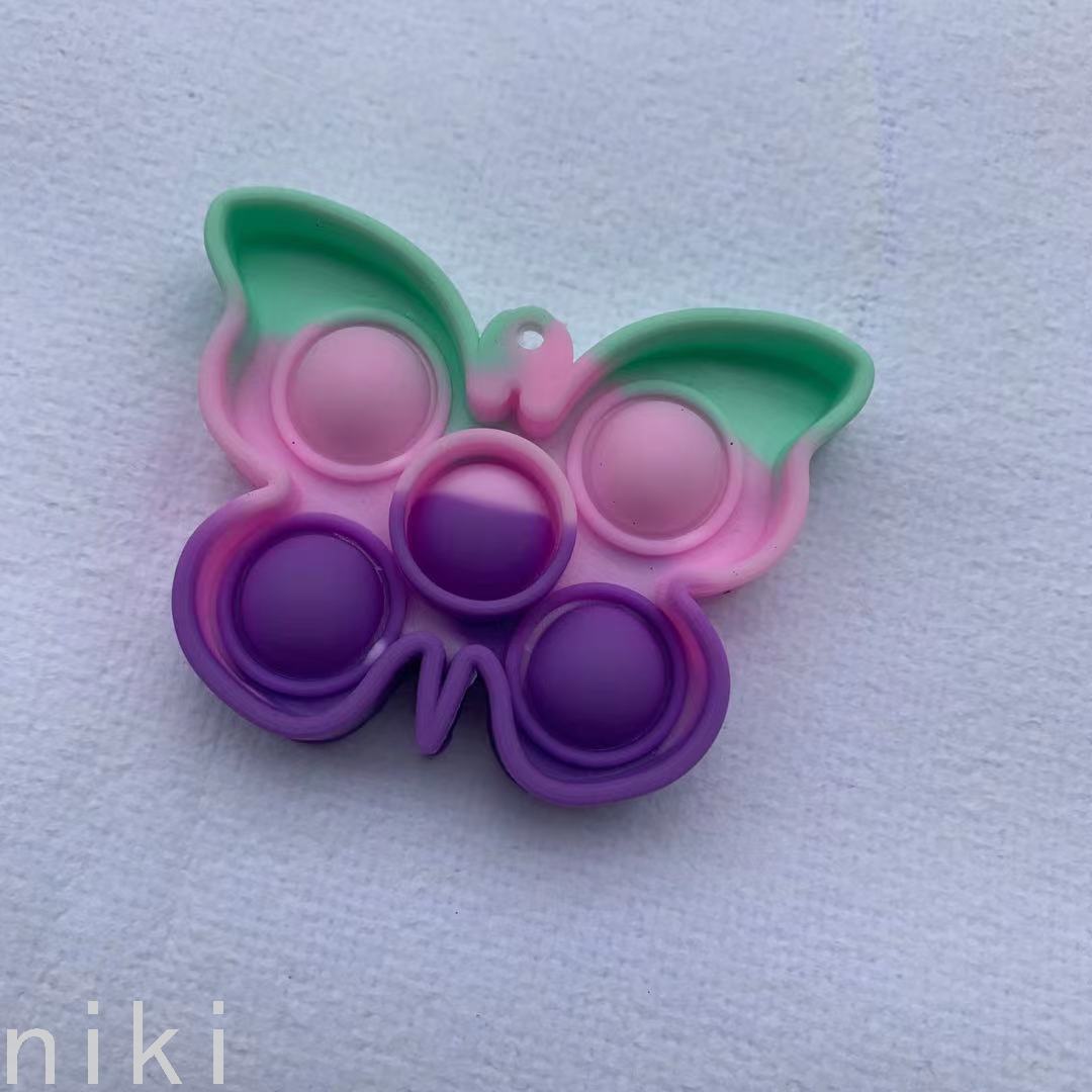 Rat Killer Pioneer Keychain Mixed Color Mixed Silicone Decompression Educational Children&#039;s Toys Amazon Hot Manufacturer Pin