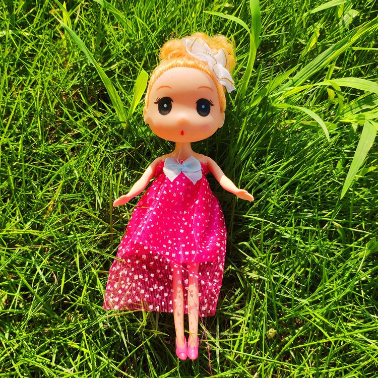New Korean Style DIY Barbie Doll 16cm Ddung Decorative Pendant Girls' Children's Toy 1 Yuan Keychain New Korean Style DIY Barbie Doll 16cm Ddung Decorative Pendant Girls' Children's Toy 1 Yuan Keychain