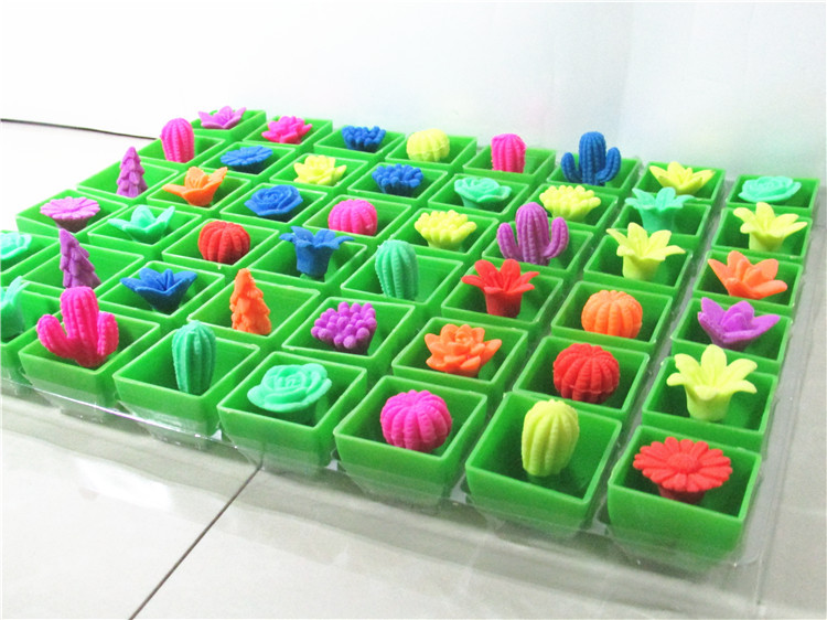 New Exotic Expansion Plant Cactus Ball Soaking Cactus Christmas Tree Expansion Toys Children's Toy Stall Hot Sale New Exotic Expansion Plant Cactus Ball Soaking Cactus Christmas Tree Expansion Toys Children's Toy Stall Hot Sale