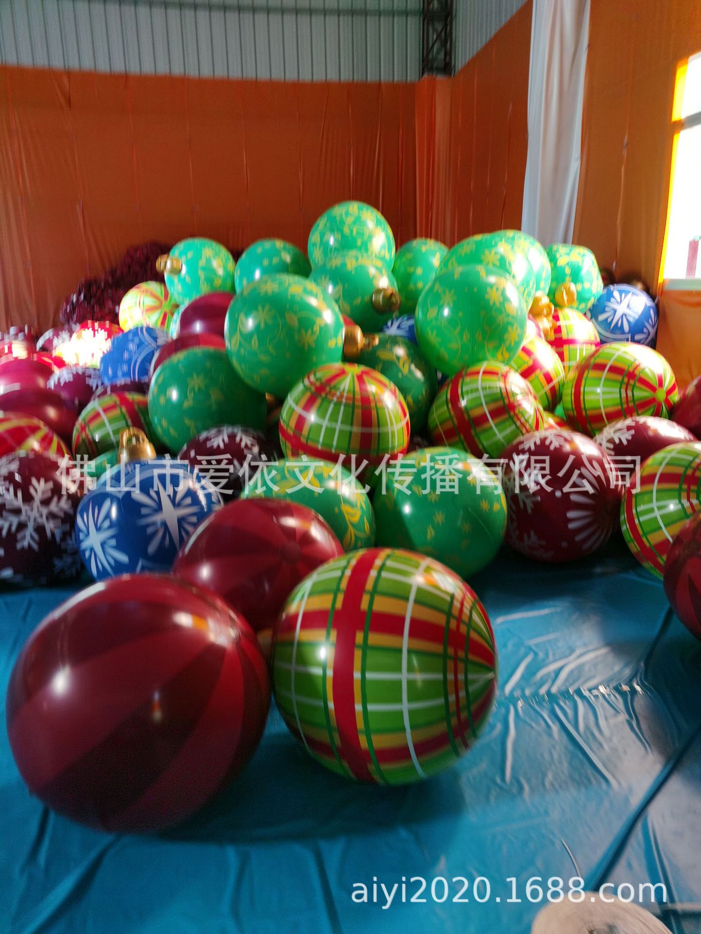 Christmas Jewelry Ball Outdoor Fun Holiday Atmosphere Crafts PVC Inflatable Toy Ball Independent Station Cross-Border Hot