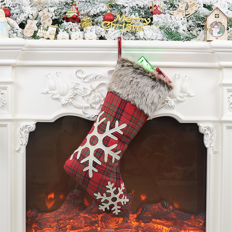 Christmas presents Christmas tree Christmas tree Christmas hanging gift bags