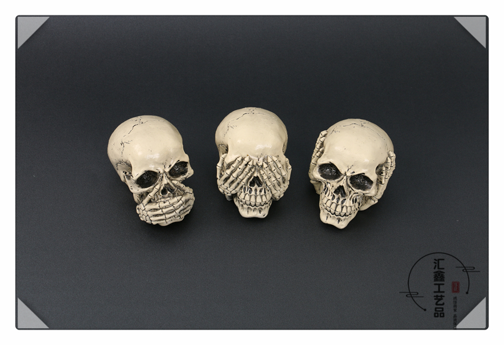 Halloween Bar Haunted House Chamber Escape Decorations Arrangement Decoration Skull Shape Festival Decoration Supplies