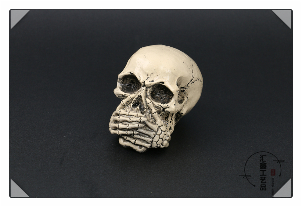 Halloween Bar Haunted House Chamber Escape Decorations Arrangement Decoration Skull Shape Festival Decoration Supplies
