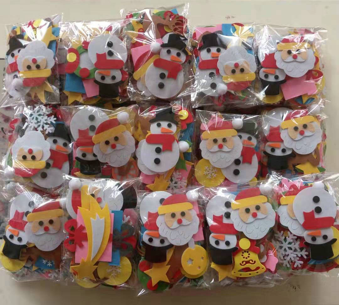 Spot Felt Small Christmas Tree Handmade DIY Non-Woven Christmas Tree Decoration Christmas Mini Christmas Tree Spot Felt Small Christmas Tree Handmade DIY Non-Woven Christmas Tree Decoration Christmas Mini Christmas Tree