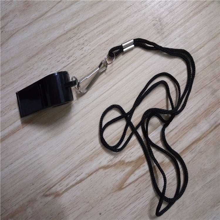 Whole a Large Number of Black Plastic Whistle Color Whistle Football Whistle Spot High Quality and Low Price