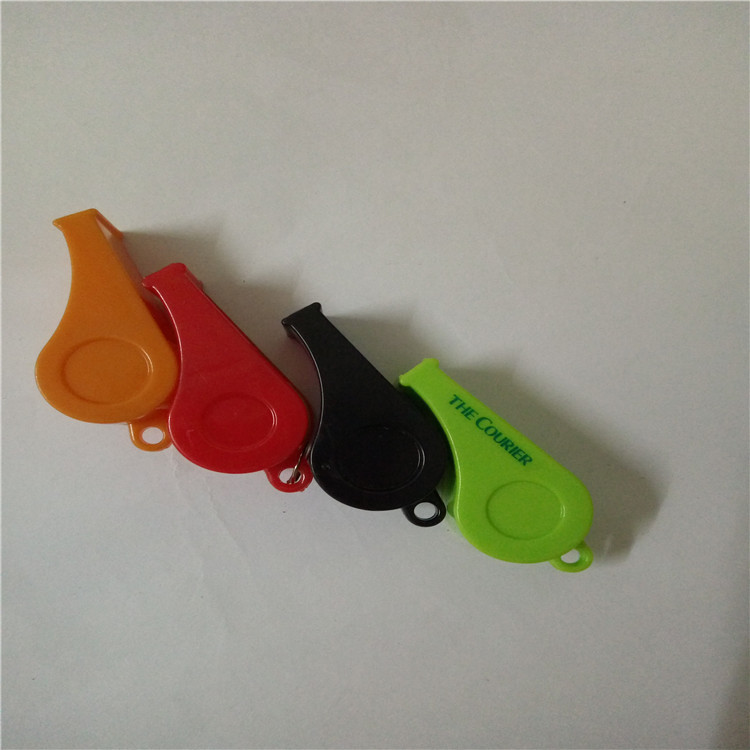 Whole a Large Number of Black Plastic Whistle Color Whistle Football Whistle Spot High Quality and Low Price