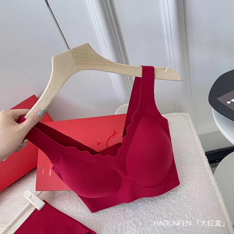 Ouyang Same Style No Size Underwear Nana Suit No Trace No Steel Ring New Year Red Box Color Birth Year Bra for Women