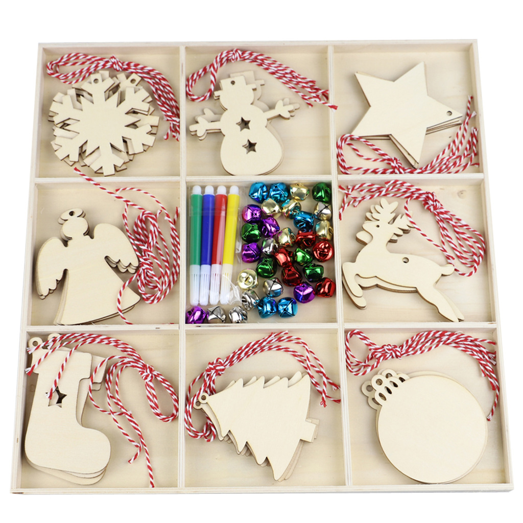 Creative Country Wooden Christmas Tree Pendant Home Decoration Gift Accessories Christmas Hanging Ornament Carved Wood