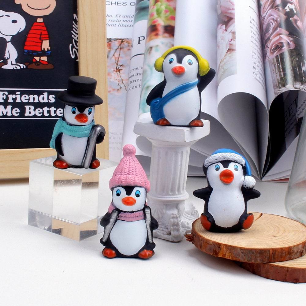 Vinyl Penguin 4-Piece Set Winter Clothes Penguin Cake Decoration Christmas Ice and Snow Theme Baking Dress up Fish Tank Decoration