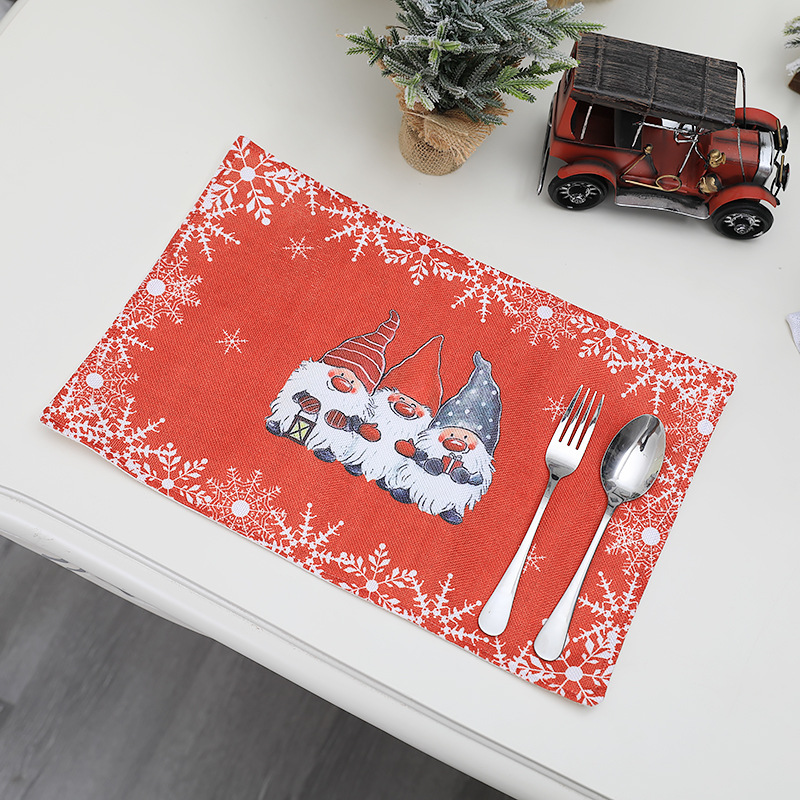 New Christmas Decorations European and American Style Cartoon Forester Placemat Holiday Hotel Home Restaurant Tableware Dress up