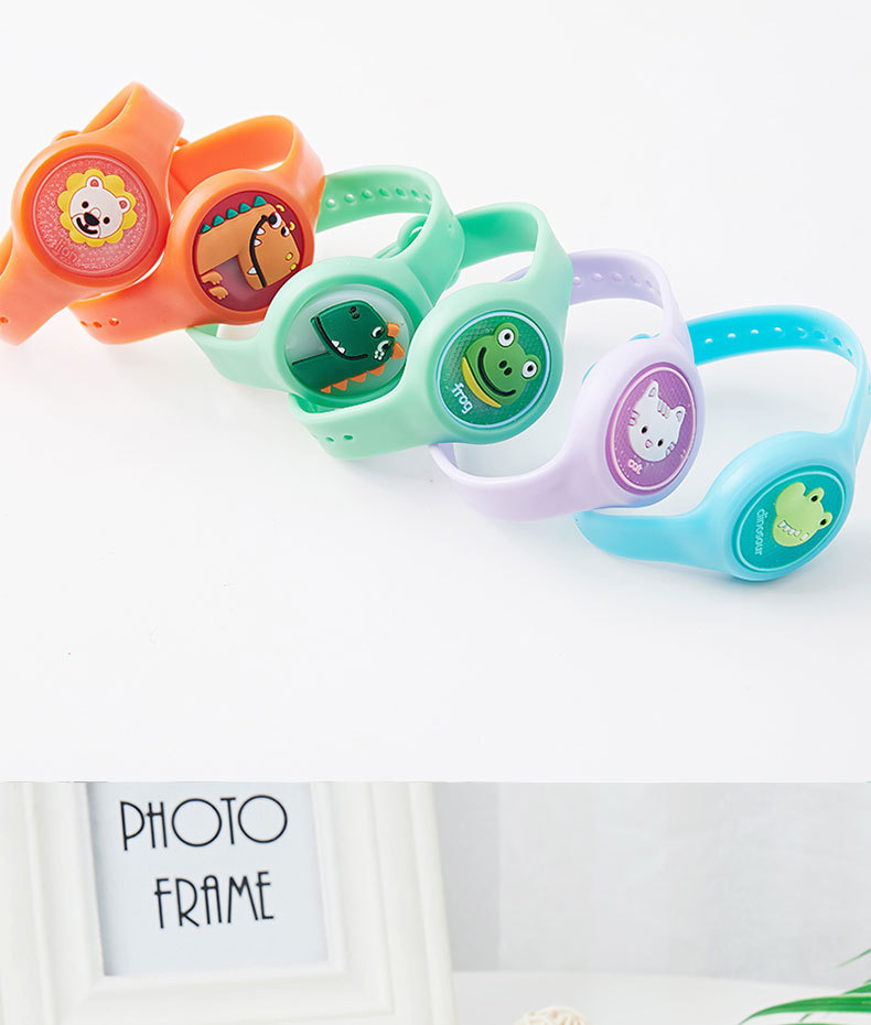 Children's Anti Mosquito Cartoon Flash Luminous Mosquito Repellent Bracelet & Watch Stickers Adults and Children Summer Outdoor Carry Artifact Children's Anti Mosquito Cartoon Flash Luminous Mosquito Repellent Bracelet & Watch Stickers Adults and Children Summer Outdoor Carry Artifact