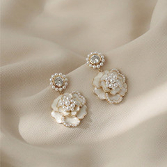 Yi Ke Geometric Triangle Pearl Silver Stud Earrings Female Design Sense Earrings 2022 New Trendy Korean Earrings