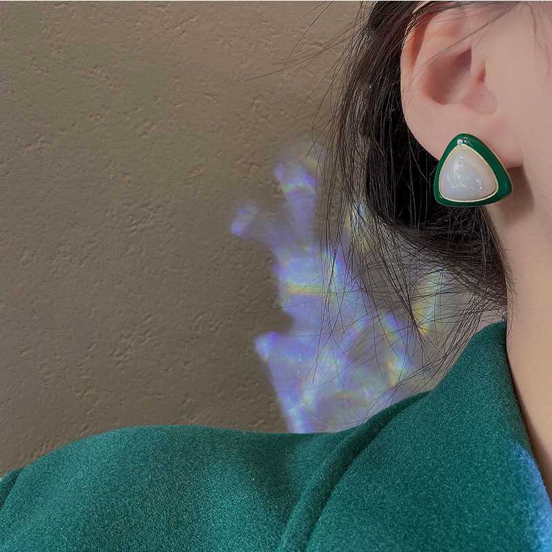 Yi Ke Geometric Triangle Pearl Silver Stud Earrings Female Design Sense Earrings 2022 New Trendy Korean Earrings