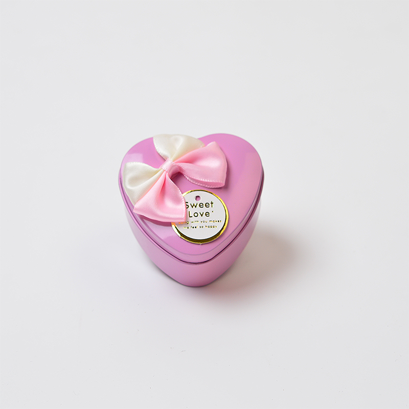 Creative Wedding Supplies Tinplate Wedding Candies Box Heart-Shaped Gift Candy Box Solid Color Factory in Stock Packaging Sticky Flower