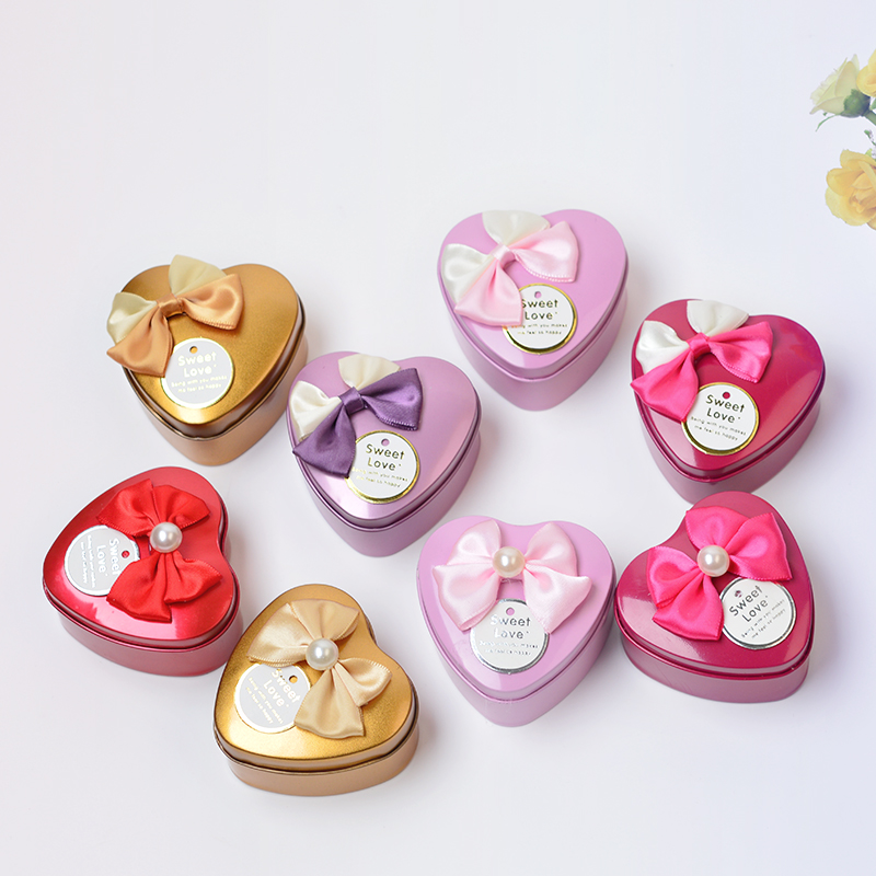 Creative Wedding Supplies Tinplate Wedding Candies Box Heart-Shaped Gift Candy Box Solid Color Factory in Stock Packaging Sticky Flower