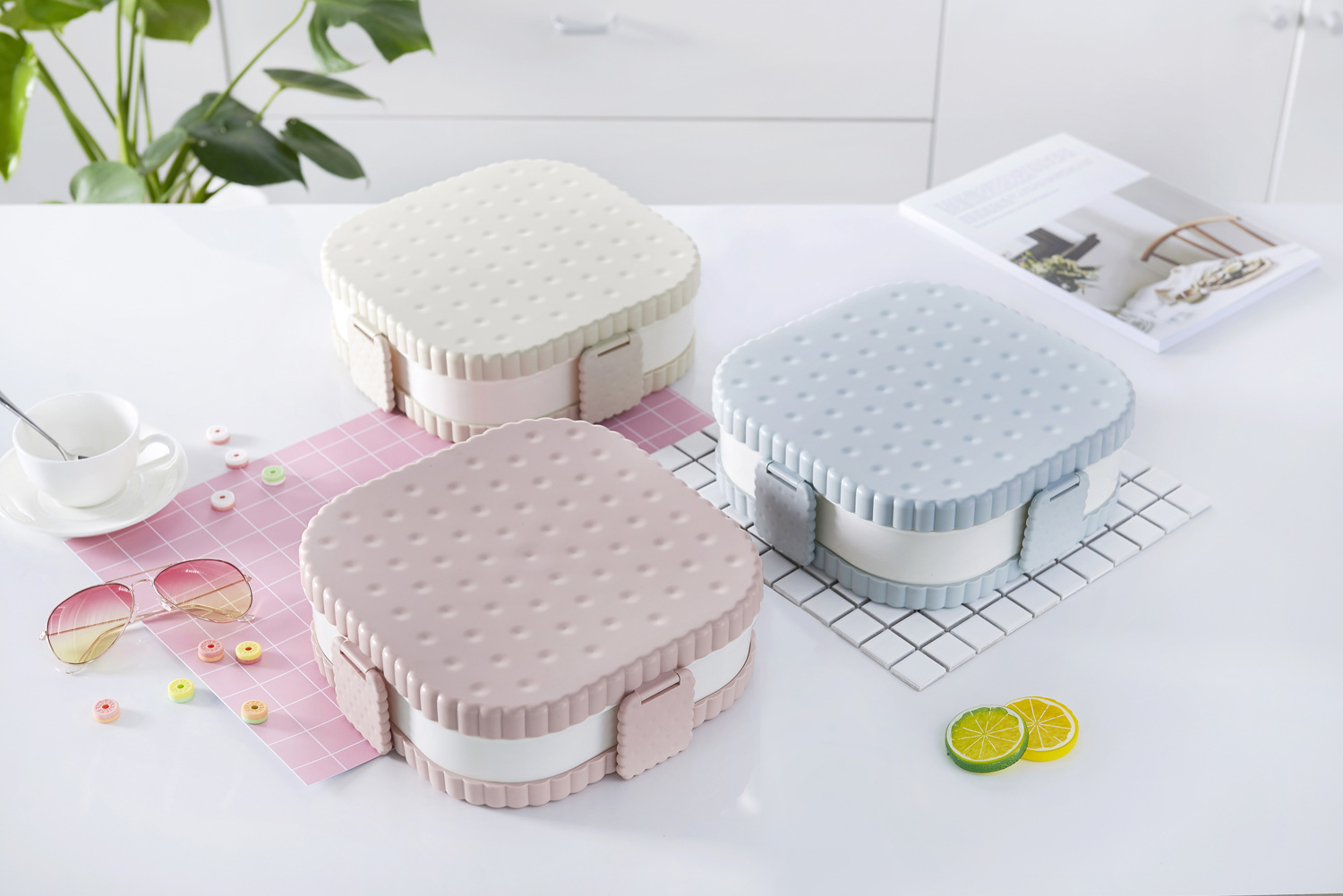 New Product Candy Box Creative Dried Fruit Tray Plastic Lazy Fruit Plate with Lid Household Snack Melon Seeds Dried Fruit Box Wholesale New Product Candy Box Creative Dried Fruit Tray Plastic Lazy Fruit Plate with Lid Household Snack Melon Seeds Dried Fruit Box Wholesale